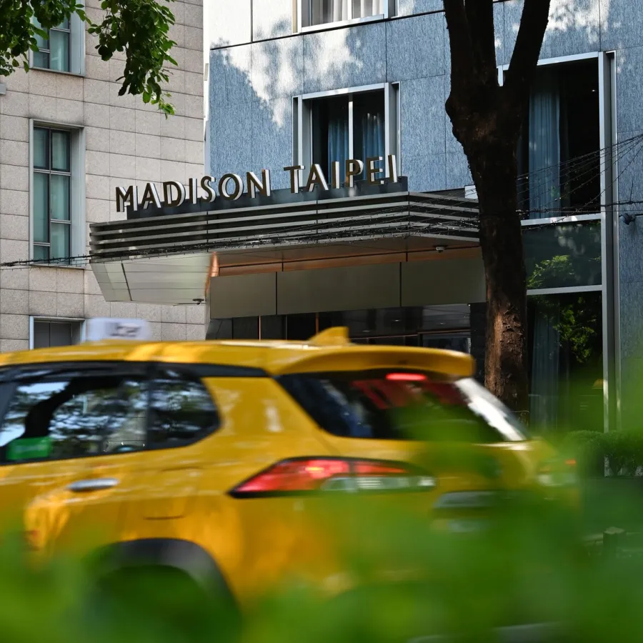 HOTEL COZZI和逸飯店│官網最優惠│線上快速訂房