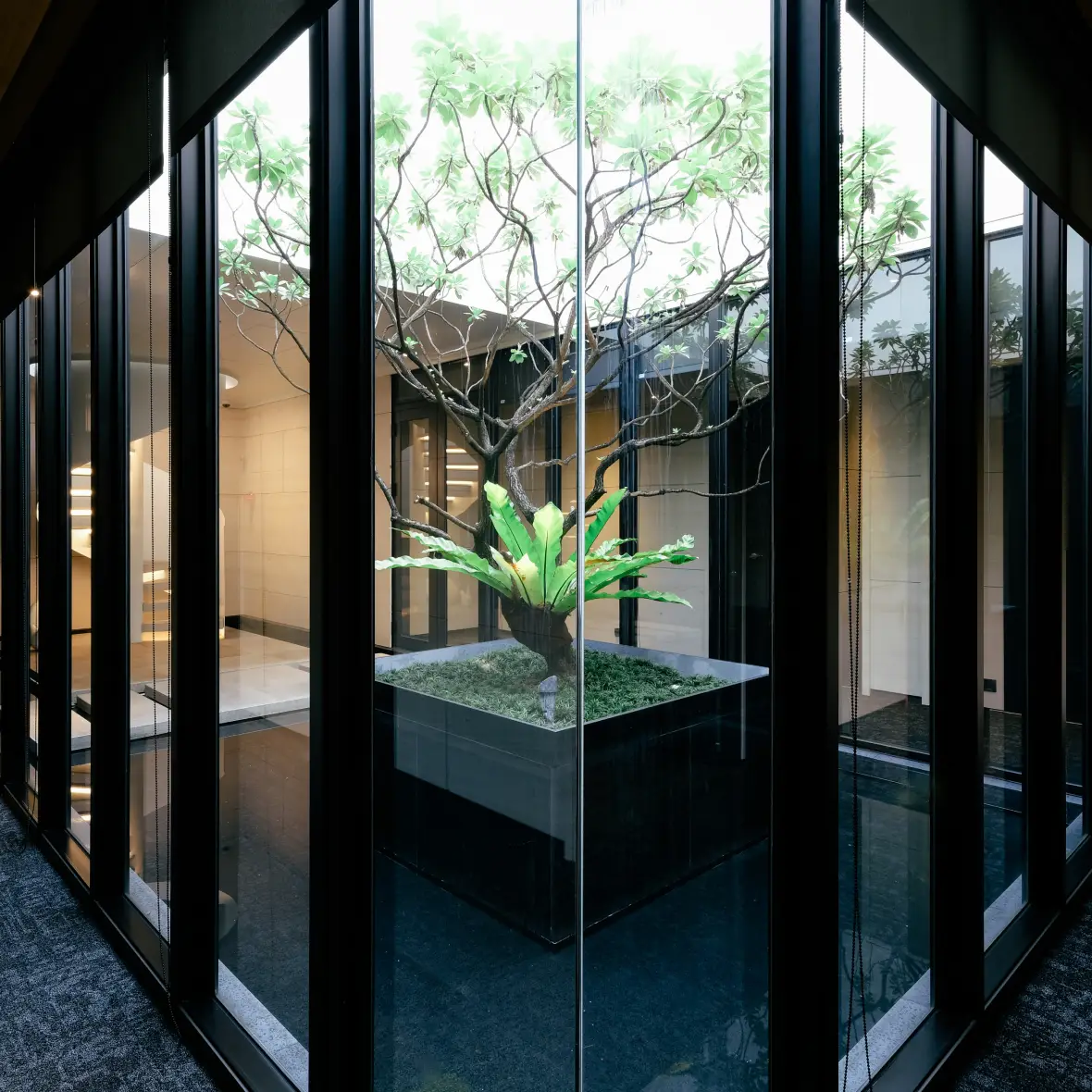 HOTEL COZZI和逸飯店│官網最優惠│線上快速訂房